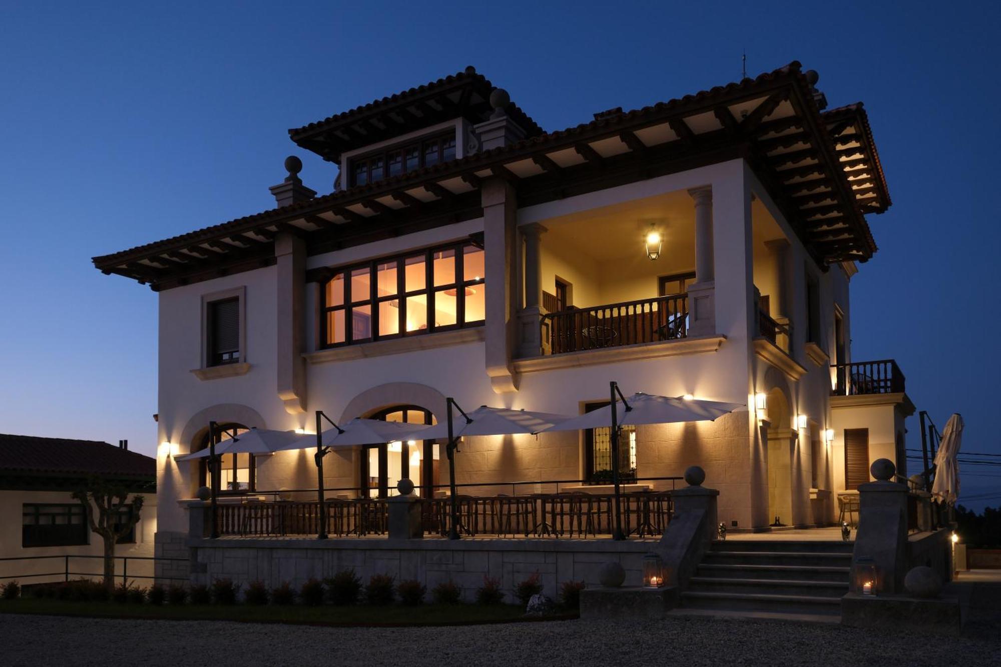 Hotel El Rosal De Кудилеро Екстериор снимка